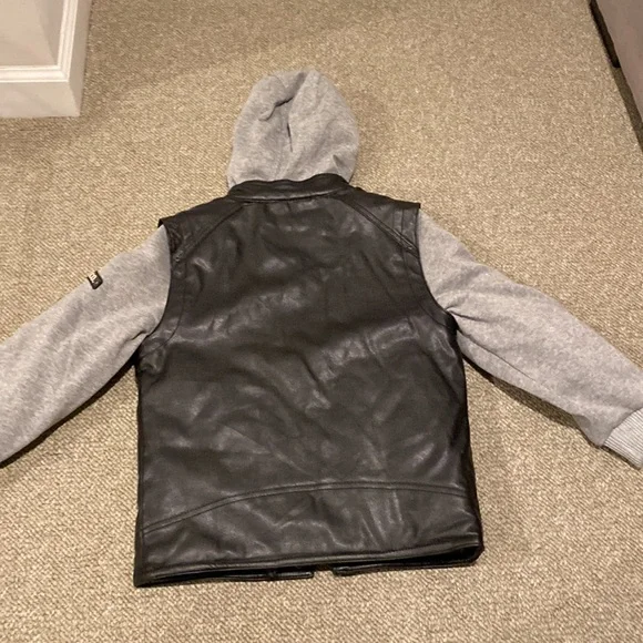 NWT Hawks & Co Outfitters faux leather jacket. Size youth 7